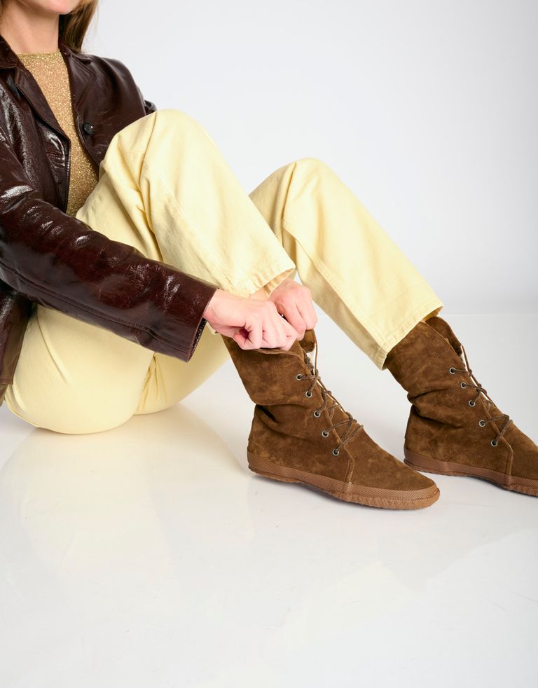 נעלי נשים - Aro - מגפי זמש WILLY - קאמל3