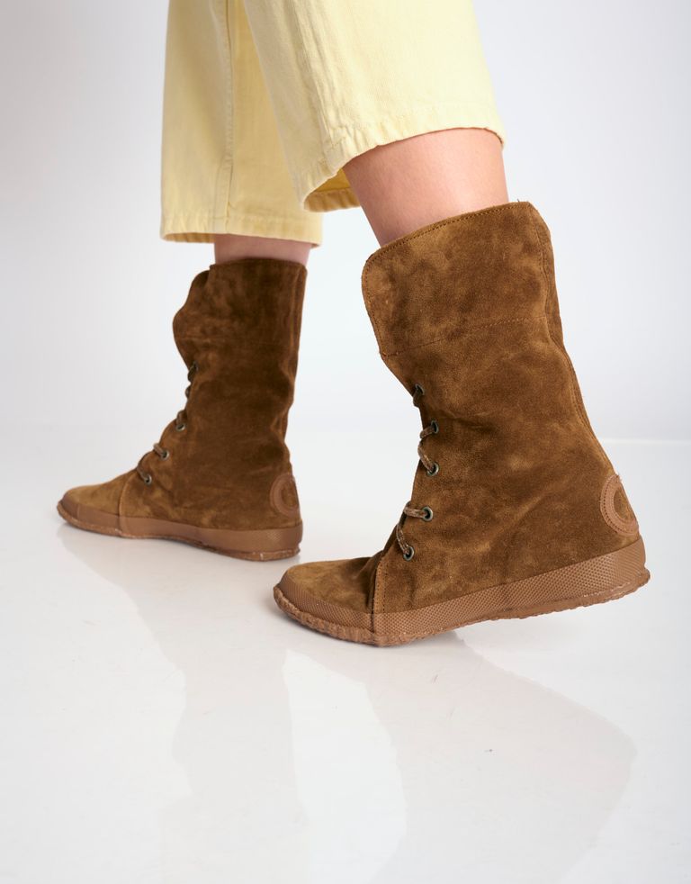 נעלי נשים - Aro - מגפי זמש WILLY - קאמל4