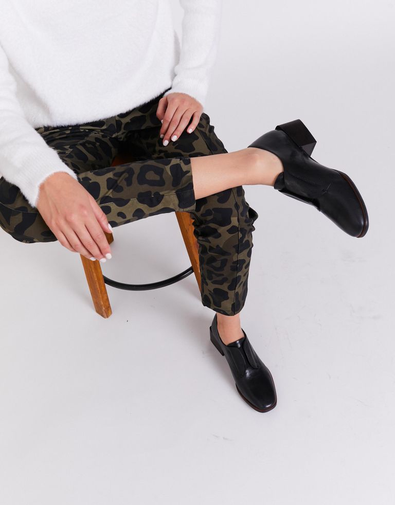 נעלי נשים - Yuko Imanishi - נעליים סגורות TSUBASA - שחור4