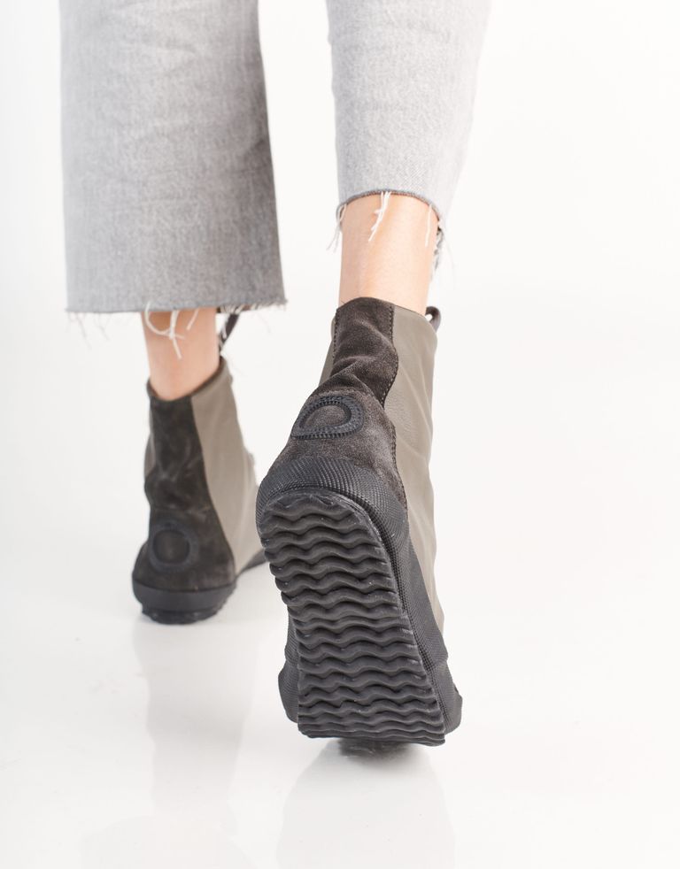 נעלי נשים - Aro - מגפונים עם שרוכים GUS - אפור3