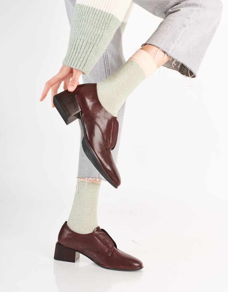 נעלי נשים - Yuko Imanishi - נעליים סגורות TSUBASA - בורדו1