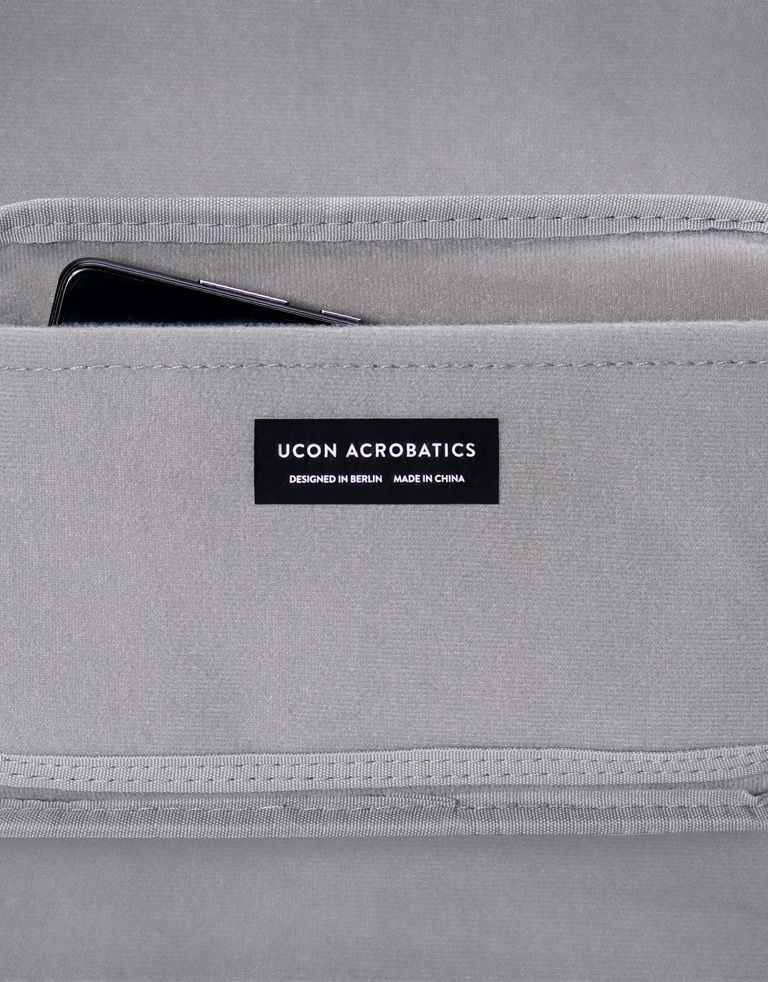 נעלי נשים - Ucon Acrobatics - פאוץ' גדול JONA - שחור2