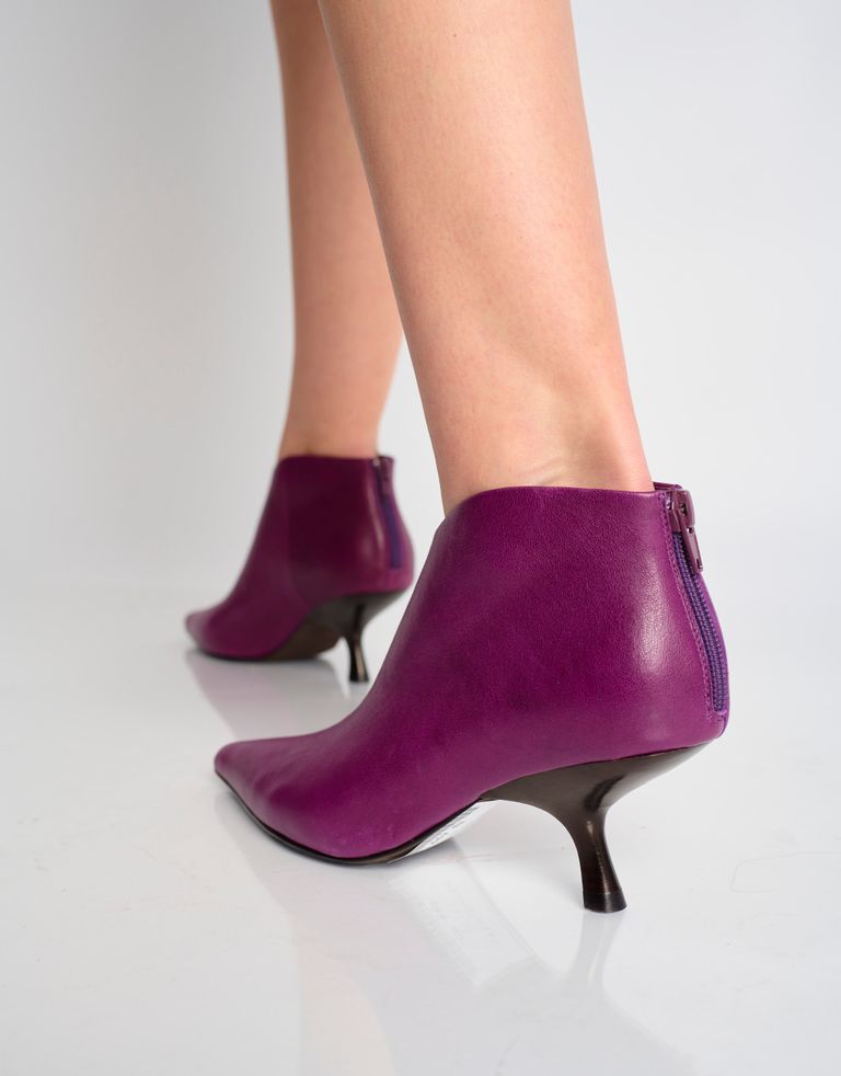 נעלי נשים - Jeffrey Campbell - מגפוני עקב HOOKED - סגול1