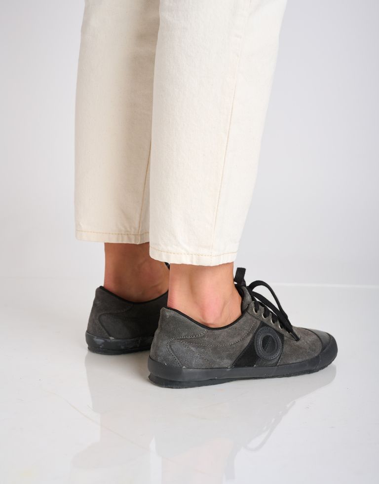 נעלי נשים - Aro - סניקרס זמש RAY - אפור כהה3