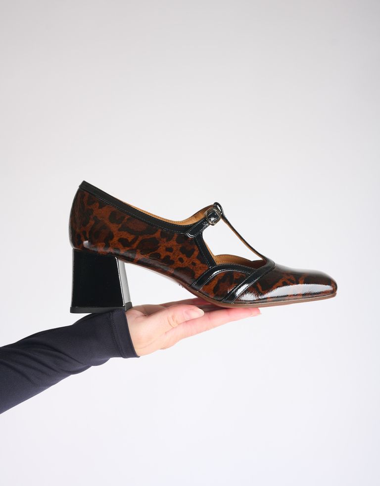 נעלי נשים - Chie Mihara - נעלי עקב VYDA - נמר1