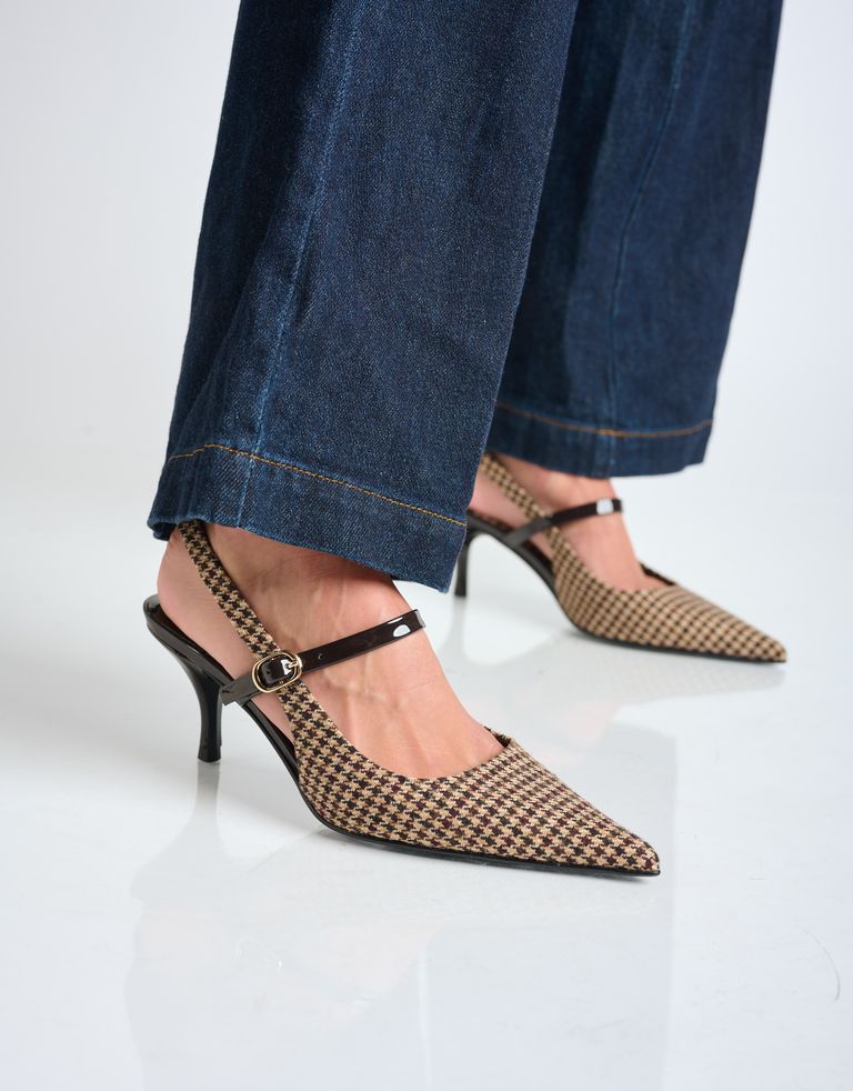 נעלי נשים - Jeffrey Campbell - נעלי סירה מבד TANYA - חום1