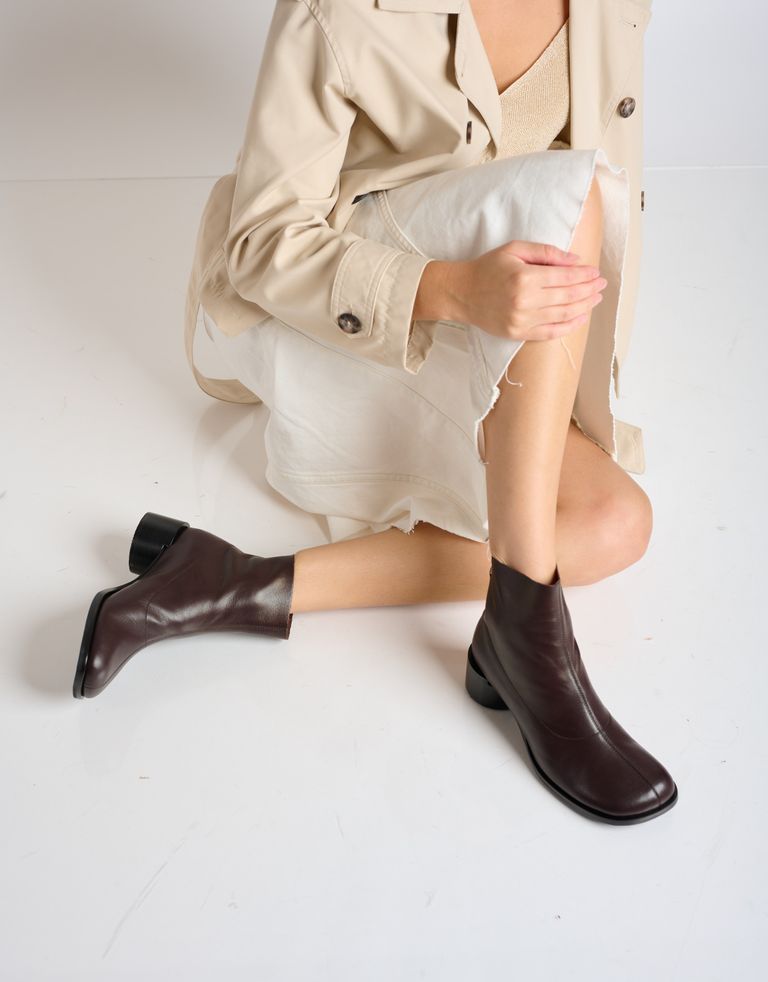 נעלי נשים - Yuko Imanishi - מגפונים עם עקב ZAKI - חציל4