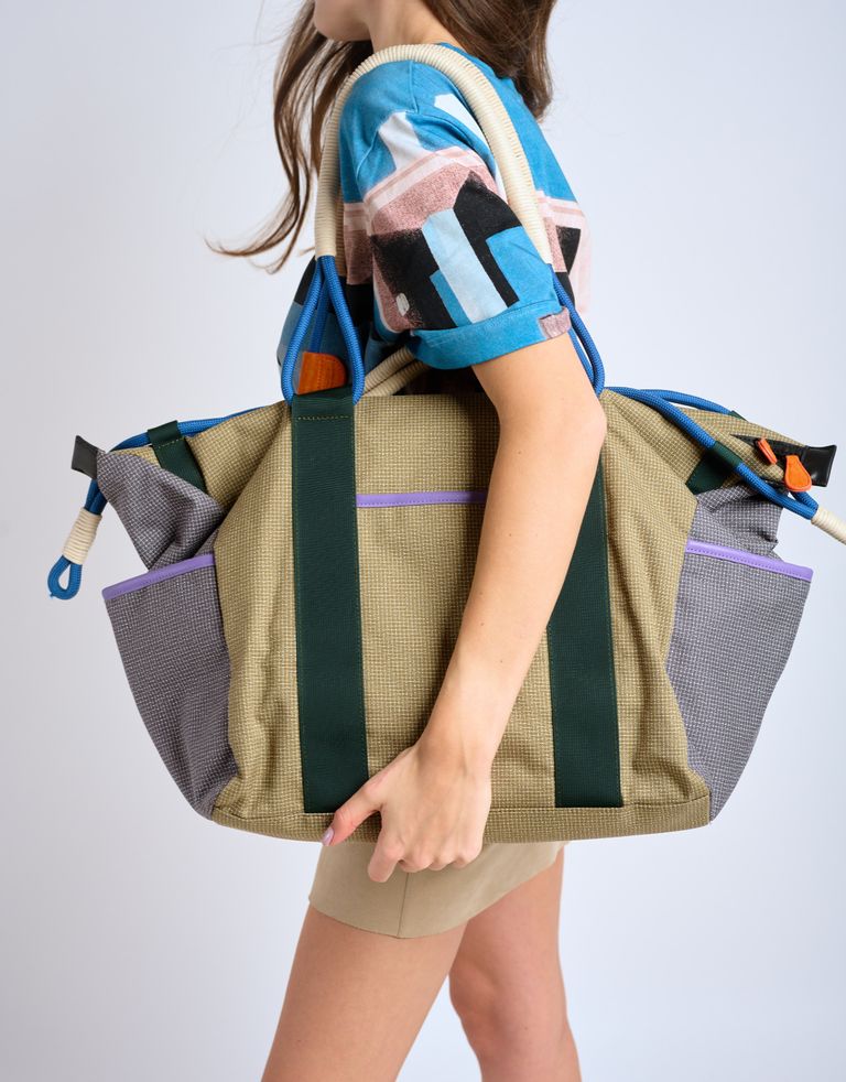 נעלי נשים - Flower Mountain - תיק צד גדול WEEKEND - בז'   ירוק3