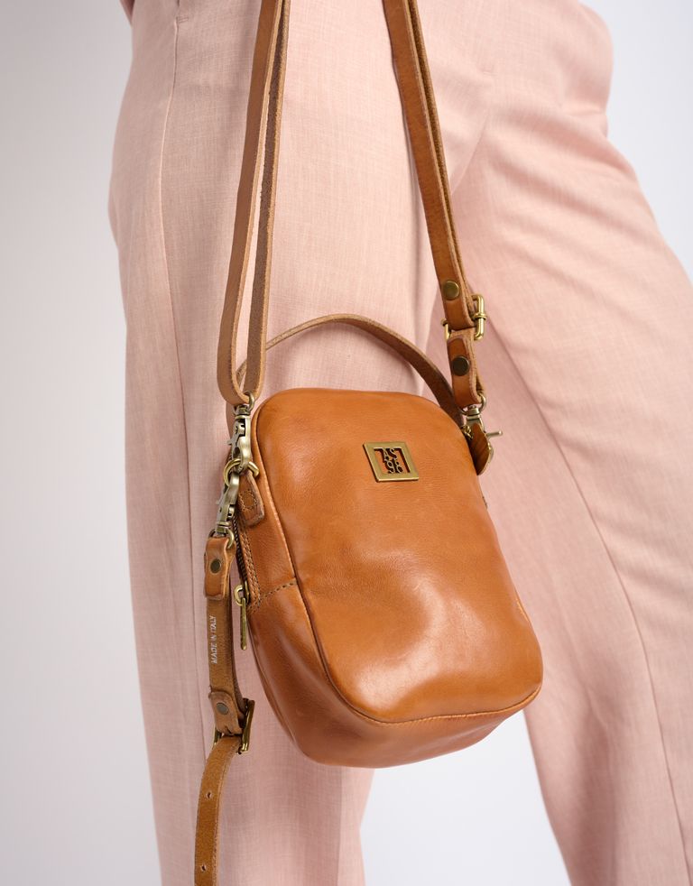 נעלי נשים - A.S. 98 - תיק עור קטן LUCIANA - קאמל3