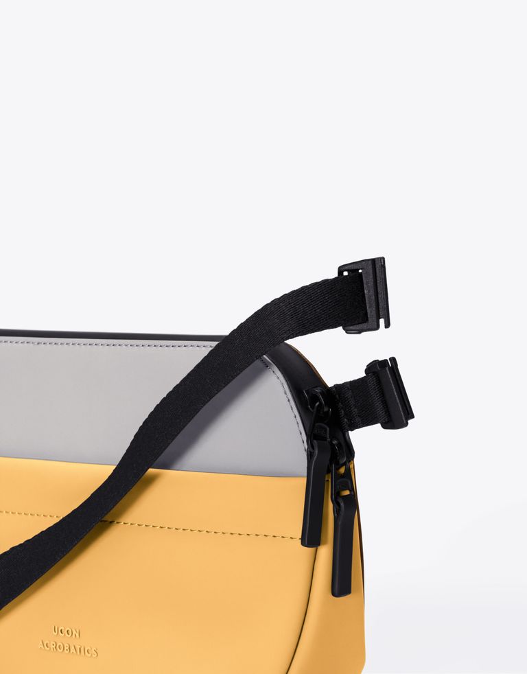 נעלי נשים - Ucon Acrobatics - פאוץ' גדול MELVIN INFINIT - צהוב   אפור1