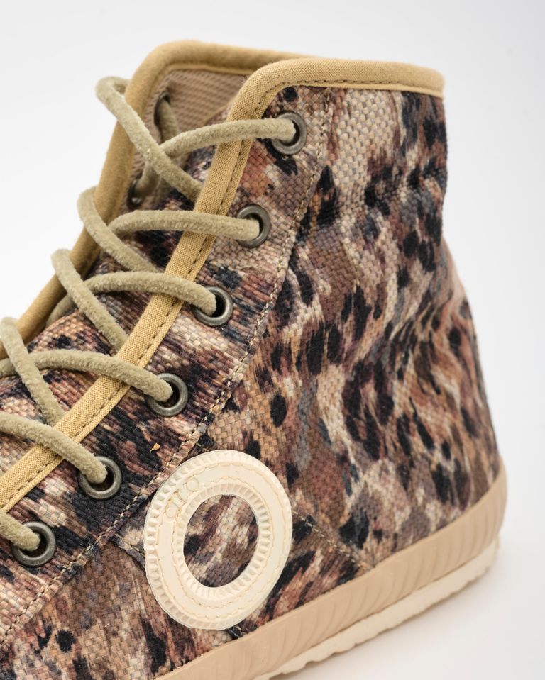 נעלי נשים - Aro - סניקרס גבוהות CHARLIE - בז'   חום4