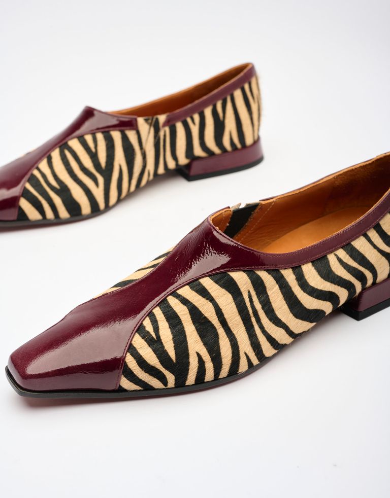 נעלי נשים - Chie Mihara - נעליים שטוחות GIANTE - זברה1