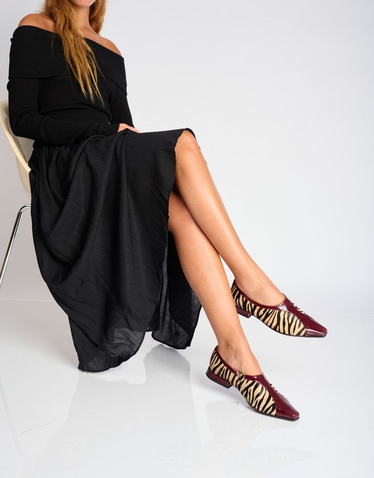 נעלי נשים - Chie Mihara - נעליים שטוחות GIANTE - זברה2