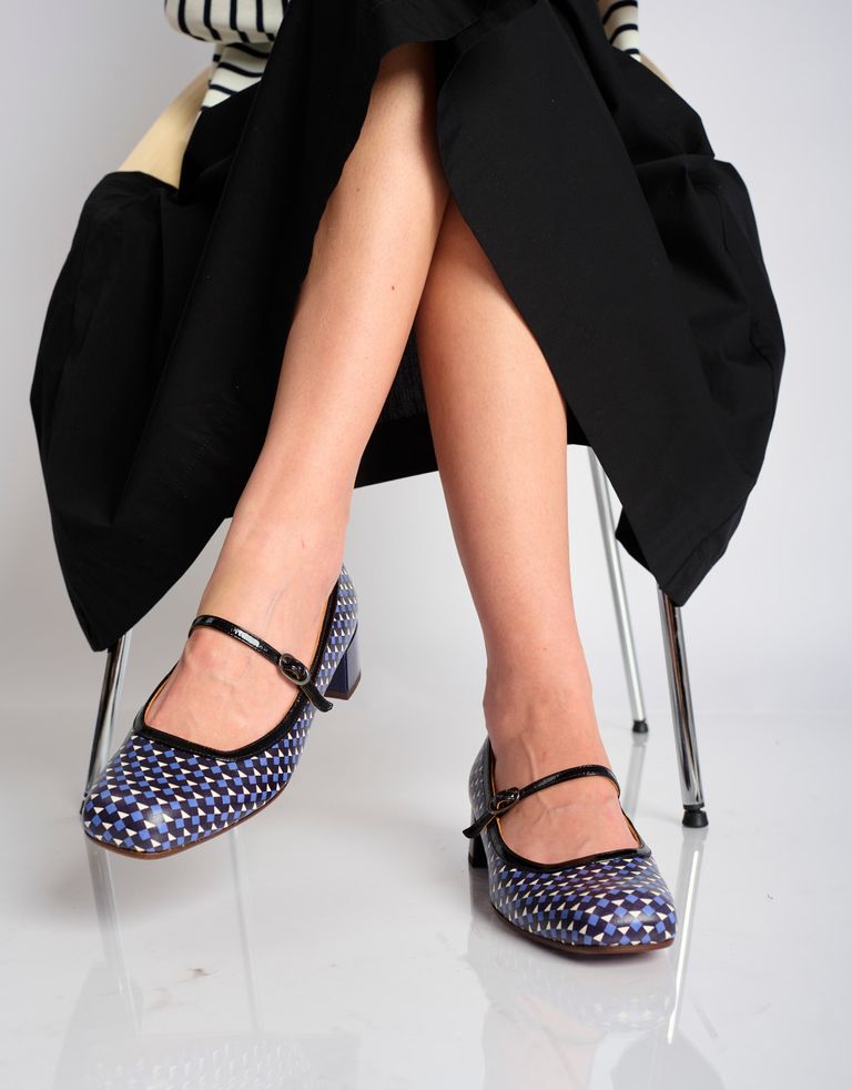 נעלי נשים - Chie Mihara - נעלי בובה עם עקב RENI - שחור כחול1