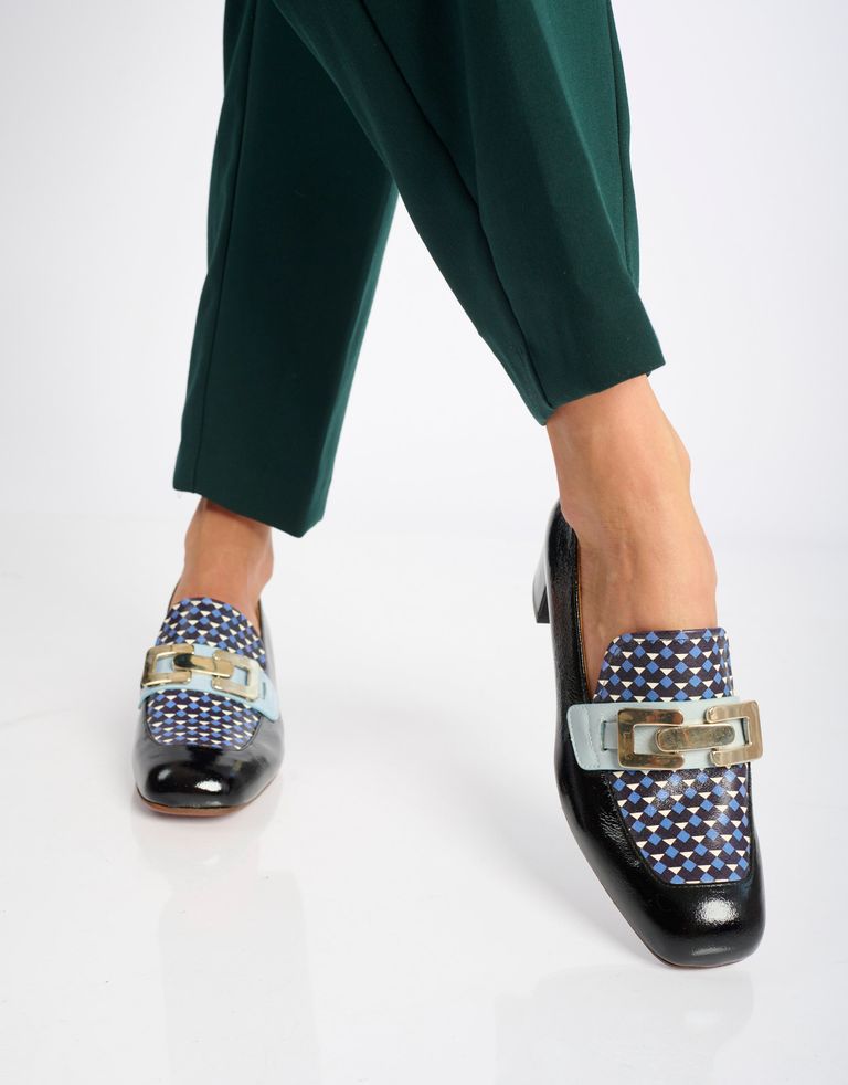 נעלי נשים - Chie Mihara - נעלי מוקסין עם עקב RANCI - שחור4