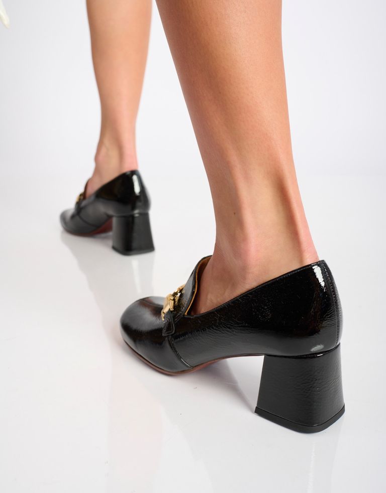 נעלי נשים - Chie Mihara - נעלי מוקסין עם עקב MOIL - שחור4