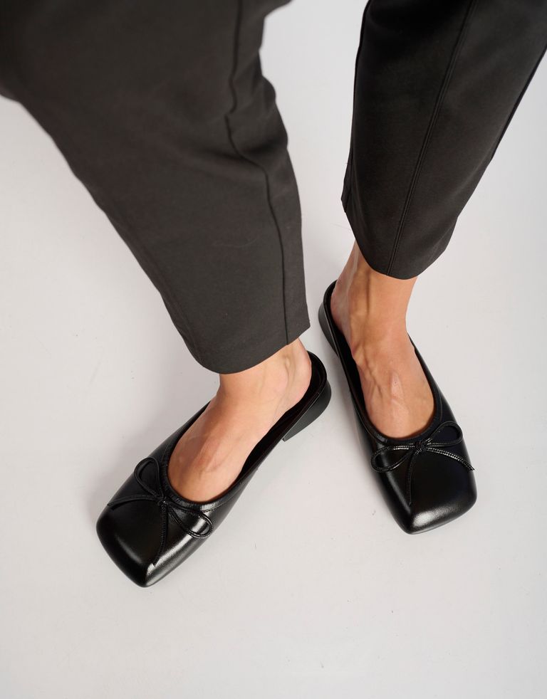 נעלי נשים - Yuko Imanishi - כפכפים שטוחים MIKE - שחור4