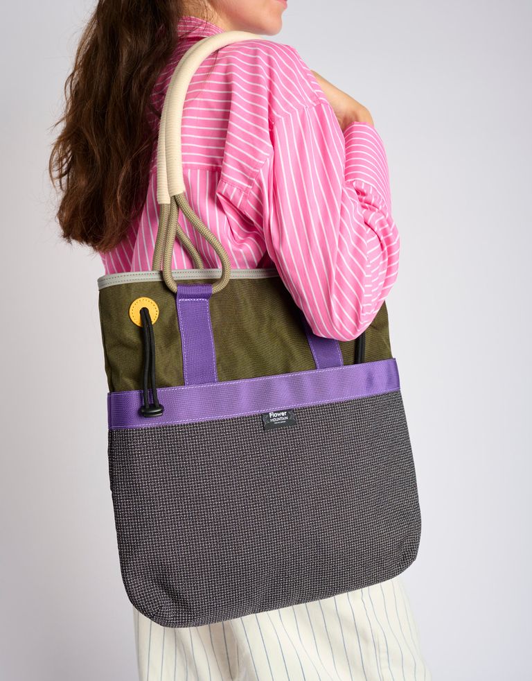 נעלי נשים - Flower Mountain - תיק צד TOTE FM - חאקי   אפור1