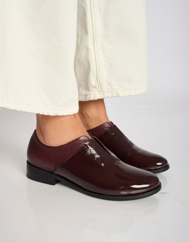 נעלי נשים - Yuko Imanishi - נעליים  מבריקות RIKO - בורדו4