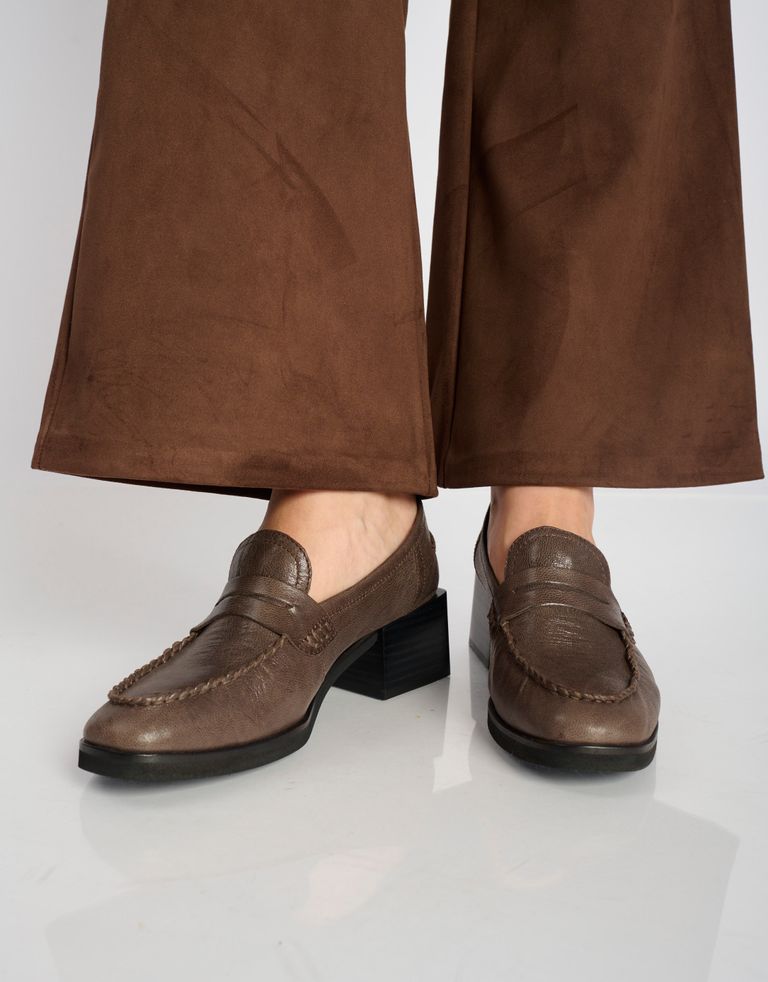 נעלי נשים - Yuko Imanishi - נעלי מוקסין RIRI - חום3