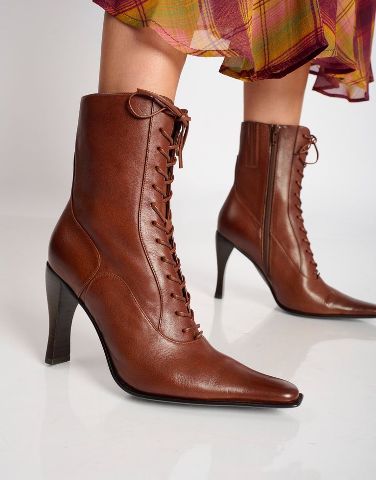 נעלי נשים - Jeffrey Campbell - מגפוני עקב BEBOLDU - חום2