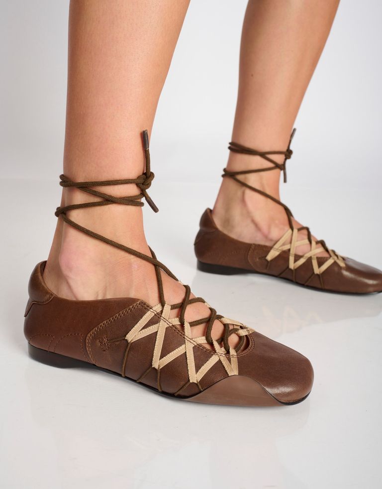 נעלי נשים - Jeffrey Campbell - נעליים שטוחות M-V-P - חום3