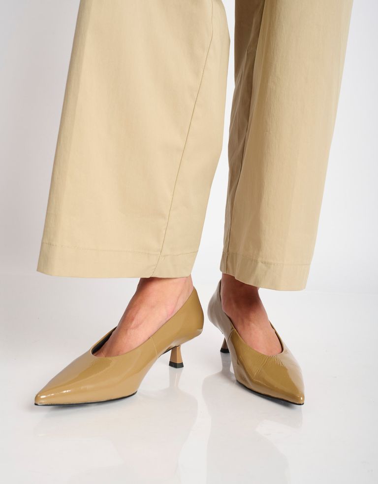 נעלי נשים -  - נעלי סירה TIARE - בז'3