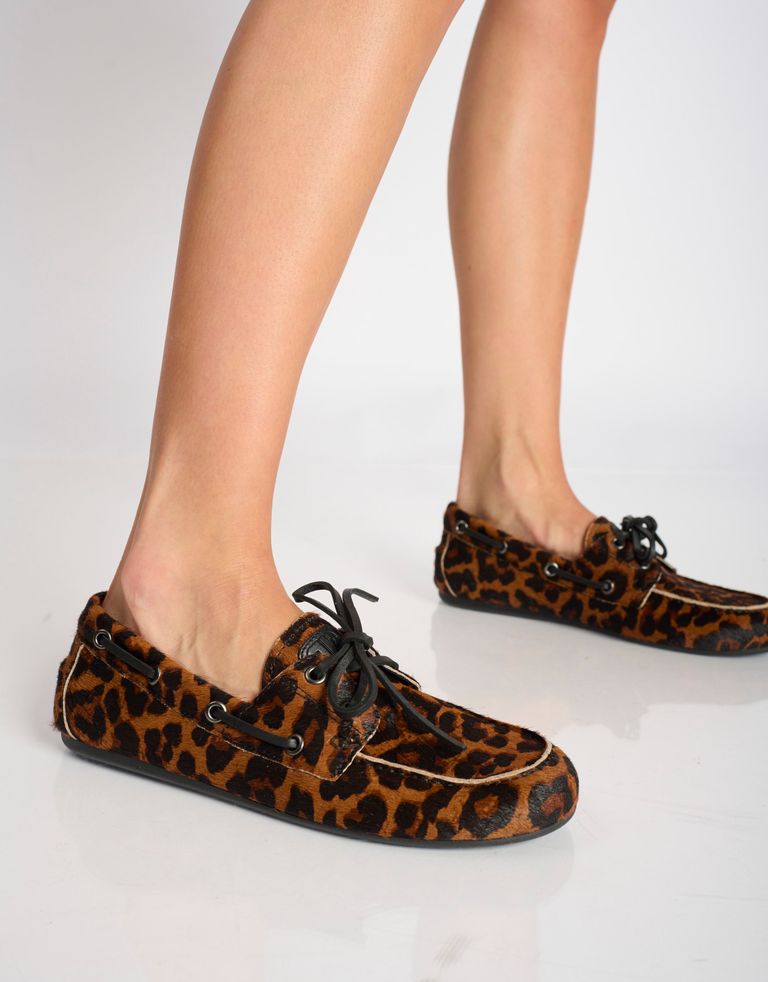 נעלי נשים -  - נעלי מוקסין עם הדפס TANA - נמר3