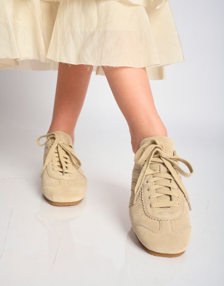 נעלי נשים - Jeffrey Campbell - סניקרס זמש ALETA - בז'4