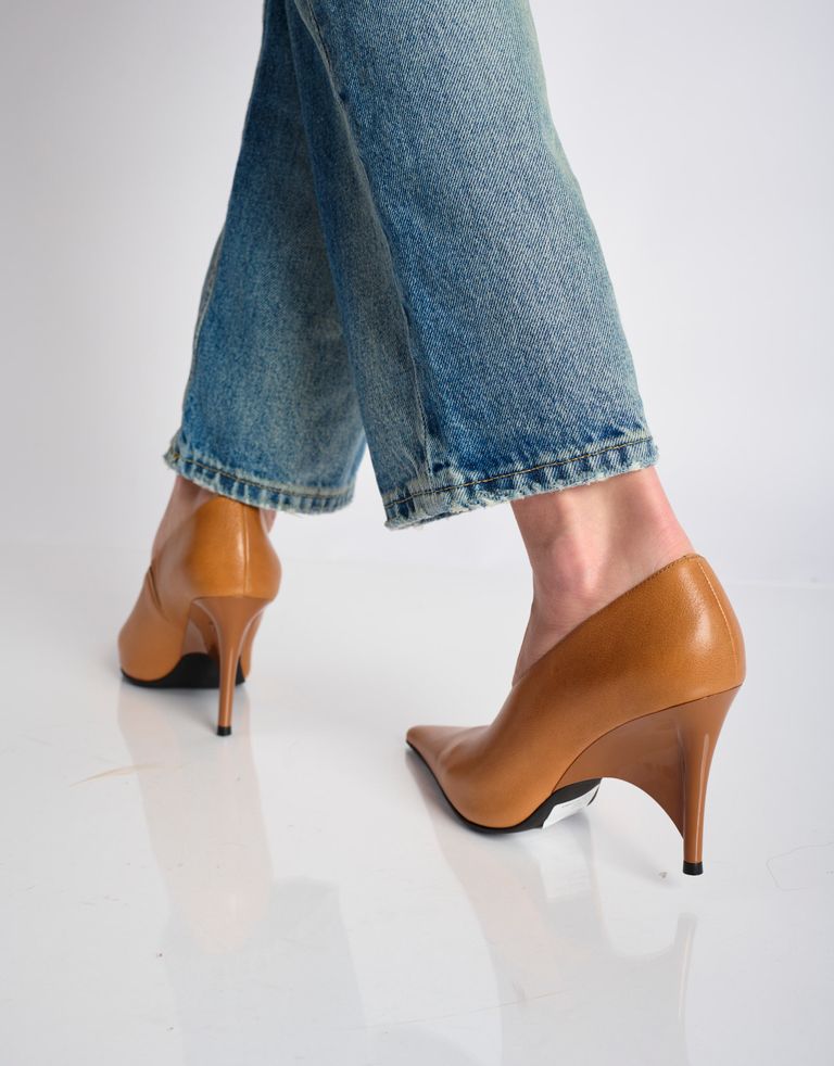 נעלי נשים - Jeffrey Campbell - נעלי עקב INVADER - חום בהיר4