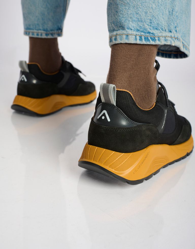 נעלי גברים -  - סניקרס זמש ובד STRIDER - שחור כתום3