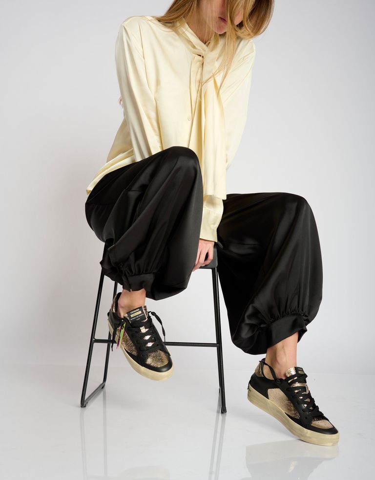 נעלי נשים - Crime London - סניקרס FREYA פלטפורמה - שחור   זהב2