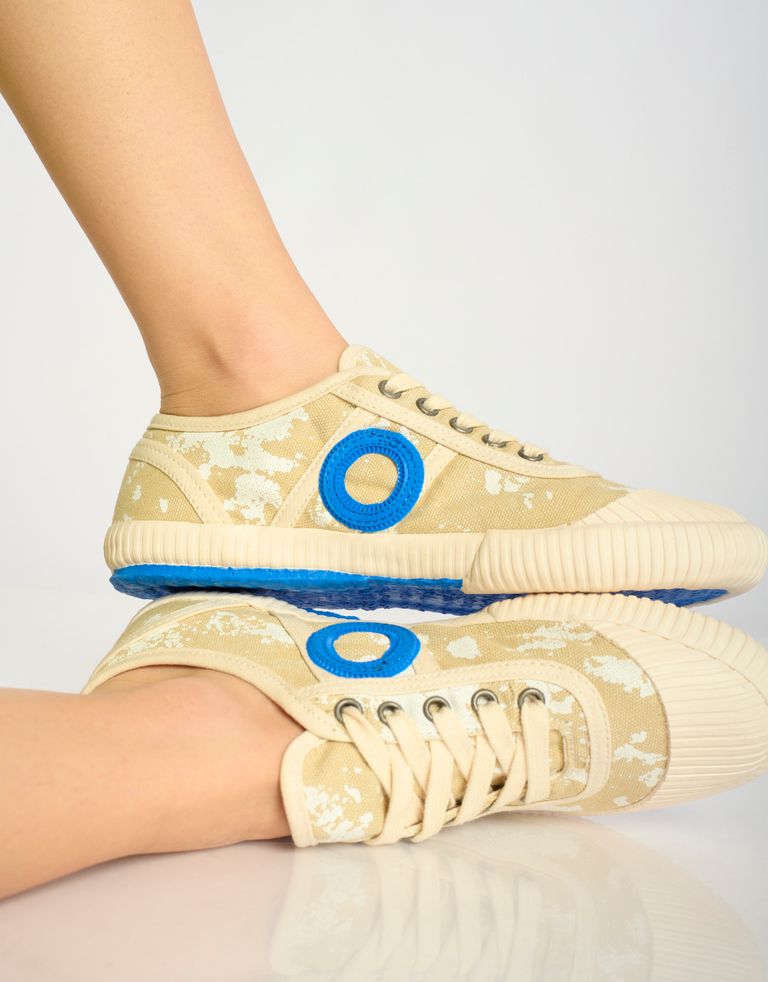 נעלי גברים - Aro - סניקרס בד CHARLIE C - בז'1