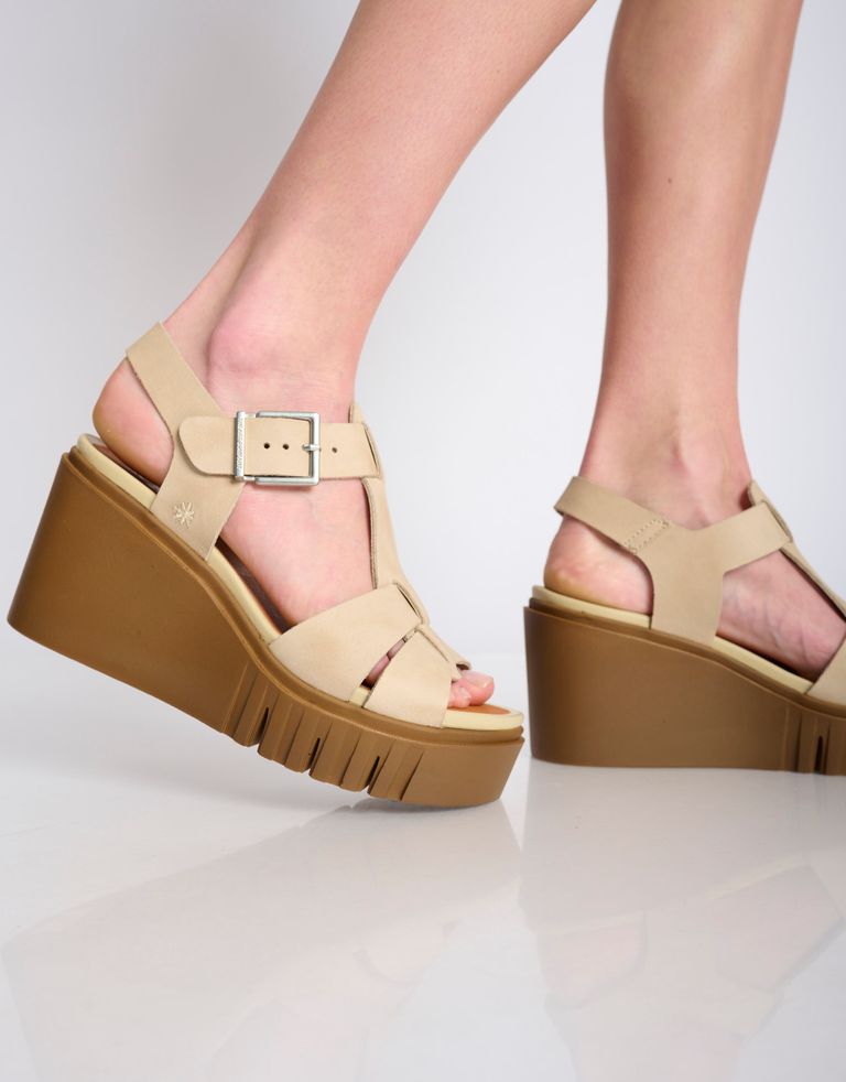 נעלי נשים - Art - סנדלי רוקי  CATANIA - בז'1