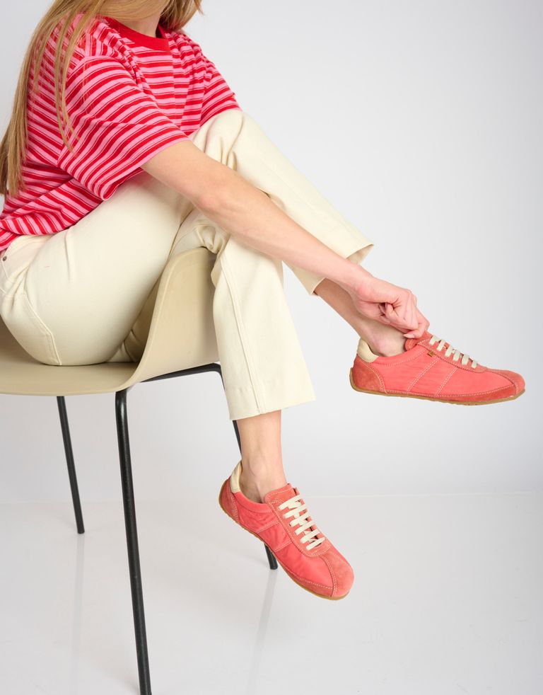 נעלי נשים - El Naturalista - סניקרס ניילון וזמש ONDINA - אדום1