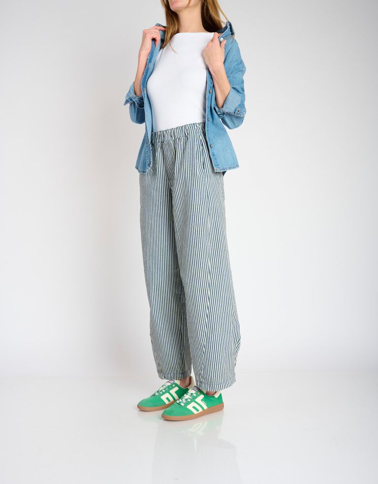 נעלי נשים - BACK 70 - סניקרס בד וזמש GHOST - ירוק4